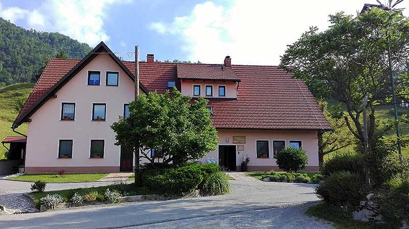Kmetija Podobnik kmetija-podobnik