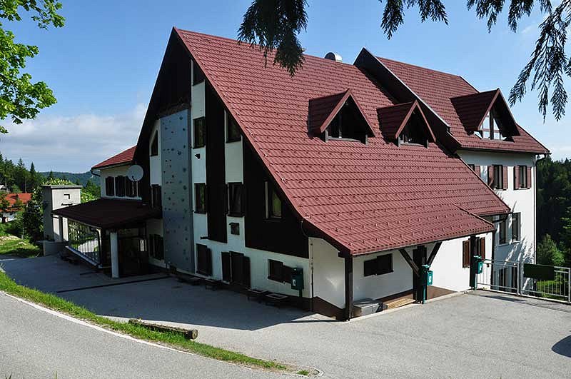 CŠOD Vojsko Idrija Dom-Vojsko-Miran-Gnezda